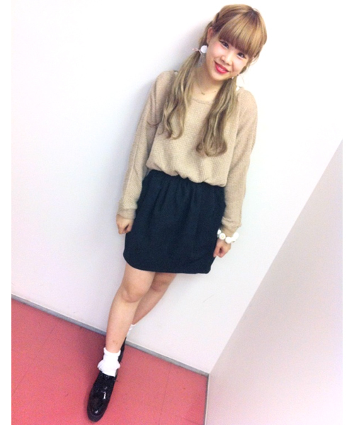 Chico（チコ）の「MIXニット×コクーンスカートワンピース（ワンピース・レディース・ベージュ/ダークグレー/ブラック/アイボリー/ベージュ系その他・FREE）」の5枚目の写真