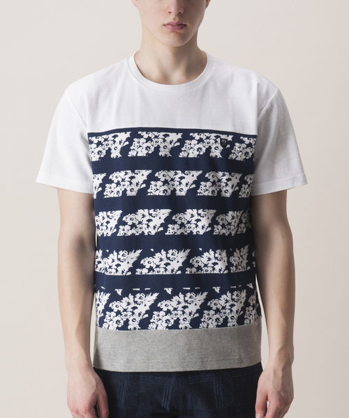 BLACK LABEL CRESTBRIDGE(ブラックレーベル・クレストブリッジ)の「トロピカルボーダープリントT(Tシャツ/カットソー・メンズ・ネイビー/オレンジ系その他5・M/L)」の1枚目の写真