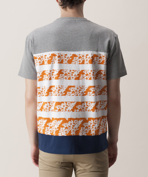 BLACK LABEL CRESTBRIDGE(ブラックレーベル・クレストブリッジ)の「トロピカルボーダープリントT(Tシャツ/カットソー・メンズ・ネイビー/オレンジ系その他5・M/L)」の5枚目の写真