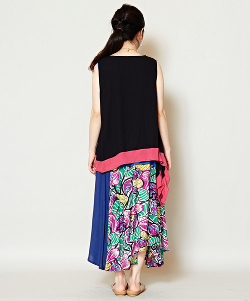 チャイハネ(チャイハネ)の「【チャイハネ】yul 変形レイヤードタンクトップ インナー付き2点セット(タンクトップ・レディース・ホワイト/ブラック/パープル/ネイビー/レッド・FREE)」の13枚目の写真