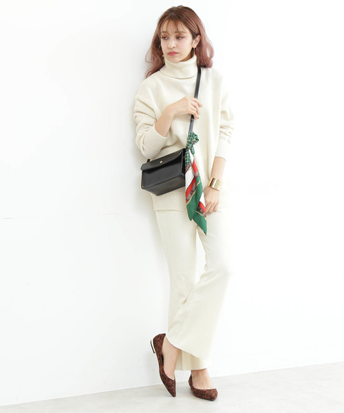 N.（N. Natural Beauty Basic）（エヌエヌナチュラルビューティーベーシック）の「◆ラムウールタートルニット（ニット/セーター・レディース・ホワイト/ベージュ/グレー/ピンク/イエロー・MEDIUM）」の20枚目の写真