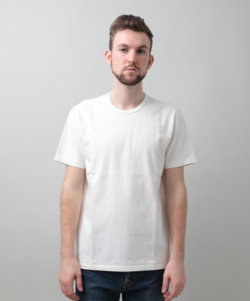 Denime（ドゥニーム）の「【MadeInJapan】BASIC CUTSEW/ベーシックカットソークルーネックT（Tシャツ/カットソー・メンズ・グレー/オリーブ/ブラック/ホワイト/オレンジ/サックスブルー/イエロー/ネイビー/グリーン/杢グレー/カーキ/ライトブラウン・SMALL/MEDIUM/LARGE/X-LARGE/X-SMALL）」の2枚目の写真
