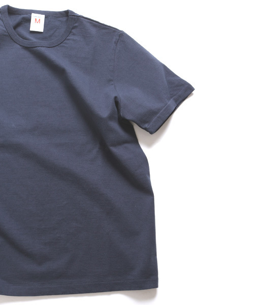 Denime（ドゥニーム）の「【MadeInJapan】BASIC CUTSEW/ベーシックカットソークルーネックT（Tシャツ/カットソー・メンズ・グレー/オリーブ/ブラック/ホワイト/オレンジ/サックスブルー/イエロー/ネイビー/グリーン/杢グレー/カーキ/ライトブラウン・SMALL/MEDIUM/LARGE/X-LARGE/X-SMALL）」の17枚目の写真