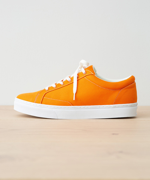 PUBLIC TOKYO（パブリックトウキョウ）の「軽撥水ナイロンキャンバススニーカー（スニーカー・メンズ・ブラック/ベージュ/オレンジ・1/2/3）」の4枚目の写真