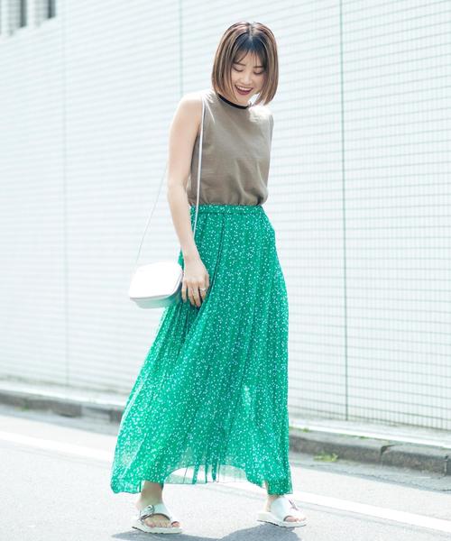 BEAUTY&YOUTH UNITED ARROWS（ビューティーアンドユースユナイテッドアローズ）の「BY スラブコットンコンパクトノースリーブカットソー о（Tシャツ/カットソー・レディース・ブラック/オリーブ/ナチュラル・FREE）」の16枚目の写真