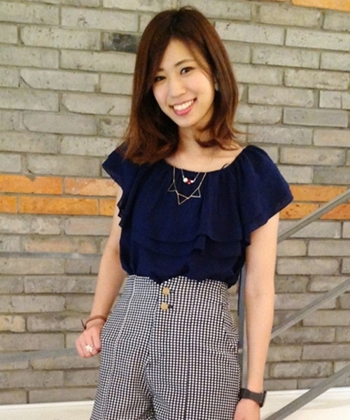 Chico(チコ)の「フリルチュニック(シャツ/ブラウス・レディース・ネイビー/イエロー/ホワイト・FREE)」の2枚目の写真