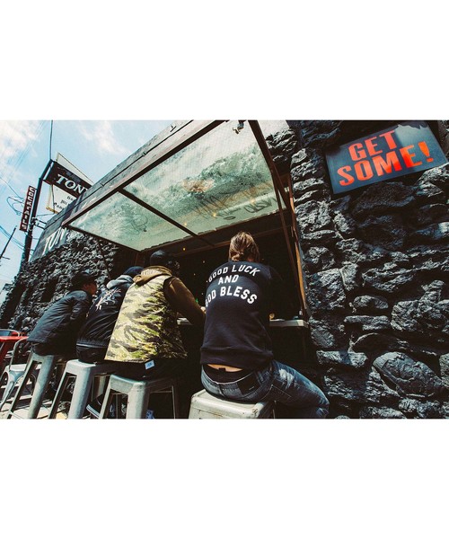 CRIMIE(クライミー)の「GLGB CREW POCKET SWEAT(スウェット・メンズ・ブラック/カーキ・XS/S/M/L/XL/XXL)」の19枚目の写真
