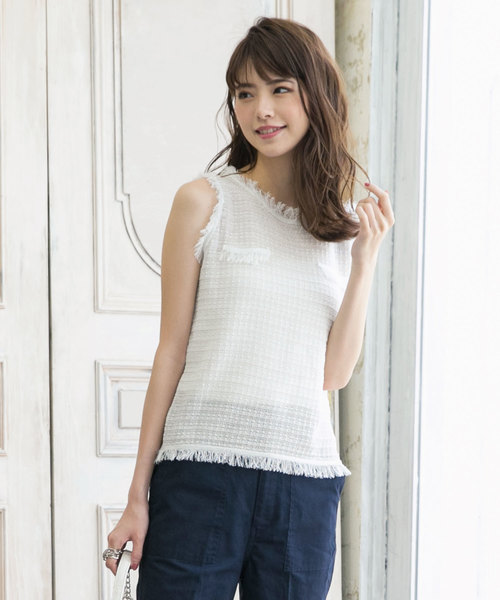 KOBE LETTUCE（コウベレタス）の「フリンジツイード風ノースリーブトップス（Tシャツ/カットソー・レディース・ベージュ/ライトカーキ/ブルー/ブラック・FREE）」の3枚目の写真