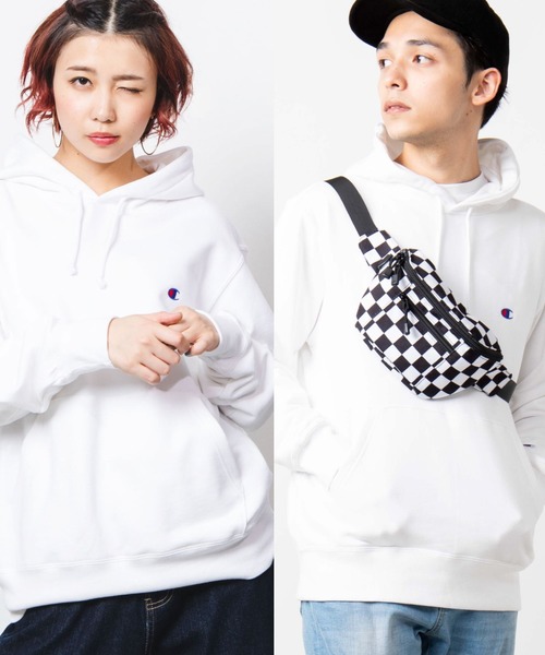 Champion（チャンピオン）の「WEGO/Champion ワンポイント刺繍裏毛スウェットプルパーカー（パーカー・メンズ・ワイン/ホワイト/ネイビー/杢グレー/ブラック/オートミール・MEDIUM/LARGE/X-LARGE）」の2枚目の写真