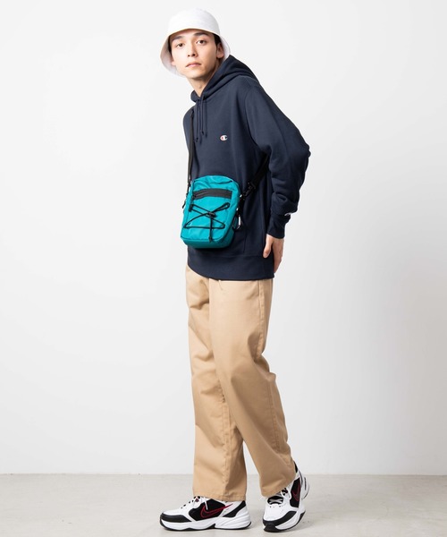 Champion（チャンピオン）の「WEGO/Champion ワンポイント刺繍裏毛スウェットプルパーカー（パーカー・メンズ・ワイン/ホワイト/ネイビー/杢グレー/ブラック/オートミール・MEDIUM/LARGE/X-LARGE）」の17枚目の写真