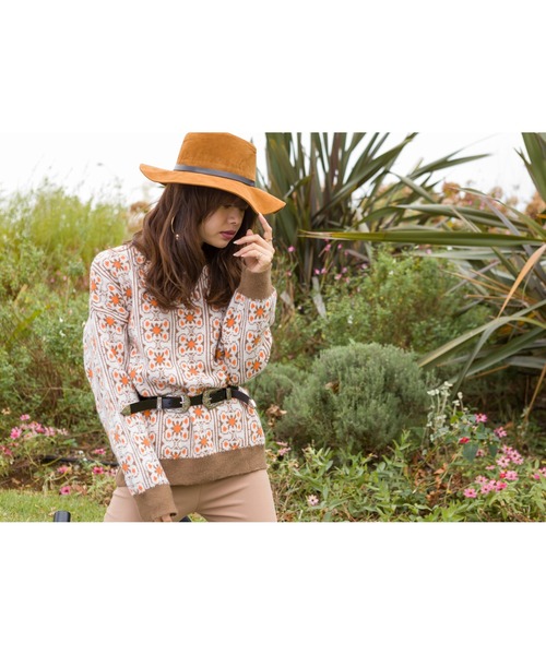 Libby&Rose（リビーアンドローズ）の「花柄ニット（ニット/セーター