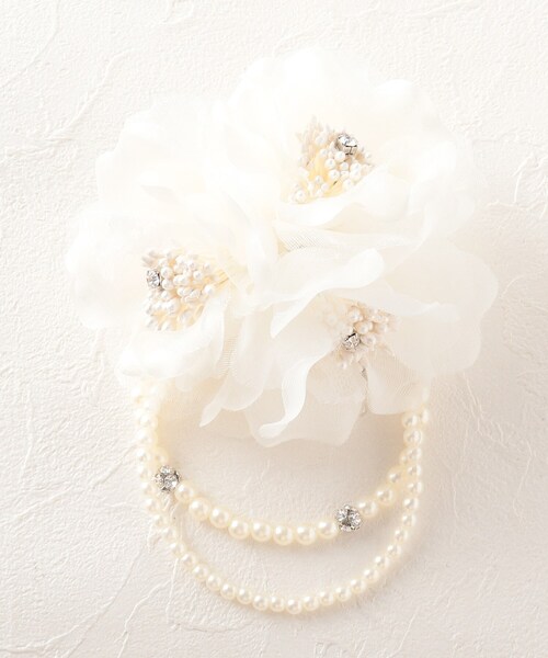 SHOO・LA・RUE（シューラルー）の「【入卒/セレモニー】ゴージャスコサージュ（ブローチ/コサージュ・レディース・オフホワイト/ライトベージュ/ピンク系/ピンク系5/ホワイト系3/ベージュ系その他3/ネイビー系1/ホワイト系4/ピンク系6/ベージュ系その他4・00）」の4枚目の写真