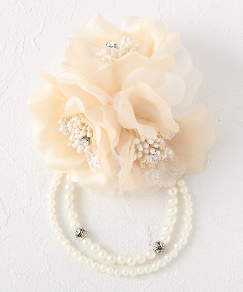 SHOO・LA・RUE（シューラルー）の「【入卒/セレモニー】ゴージャスコサージュ（ブローチ/コサージュ・レディース・オフホワイト/ライトベージュ/ピンク系/ピンク系5/ホワイト系3/ベージュ系その他3/ネイビー系1/ホワイト系4/ピンク系6/ベージュ系その他4・00）」の5枚目の写真