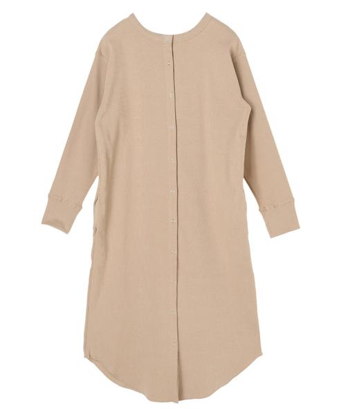 AMERICAN HOLIC（アメリカンホリック）の「ラウンドヘムリブフロントボタンカーディガン　＊（カーディガン/ボレロ・レディース・チャコールグレー/ライトグレー/ブラック/ベージュ・M/L）」の21枚目の写真