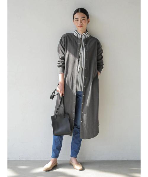 AMERICAN HOLIC（アメリカンホリック）の「ラウンドヘムリブフロントボタンカーディガン　＊（カーディガン/ボレロ・レディース・チャコールグレー/ライトグレー/ブラック/ベージュ・M/L）」の3枚目の写真