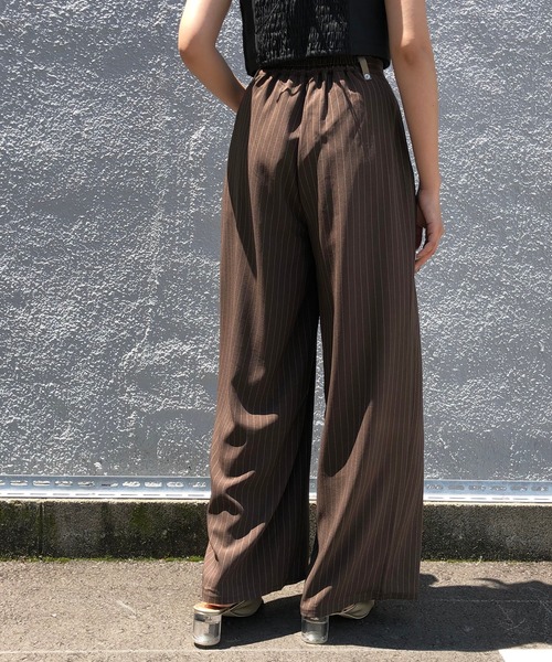 &g'aime(アンジェム)の「【&g'aime】ストライプワイドパンツ(スラックス・レディース・ブラック/ブラウン/グレイッシュベージュ・FREE)」の14枚目の写真