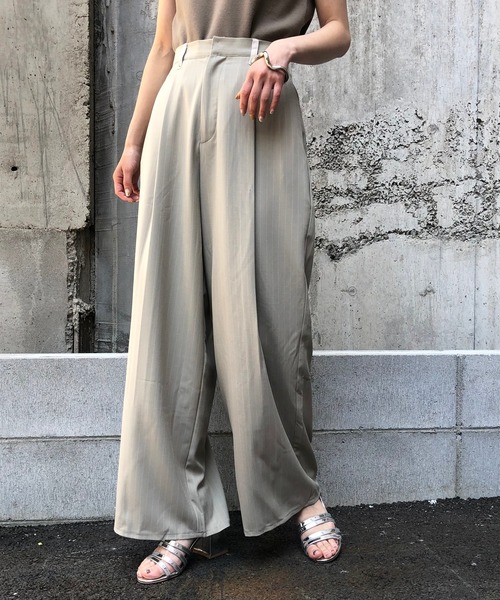 &g'aime(アンジェム)の「【&g'aime】ストライプワイドパンツ(スラックス・レディース・ブラック/ブラウン/グレイッシュベージュ・FREE)」の17枚目の写真