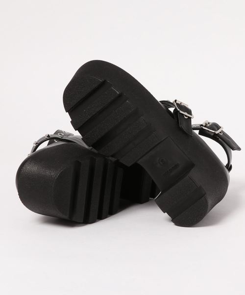 cs T&P(シーエスティーアンドピー)の「csT&P(シーエスティーアンドピー)ハトメダブルストラップ厚底パンプス(パンプス・レディース・ブラック/その他/ブラック系その他・LL/S/M/L)」の4枚目の写真