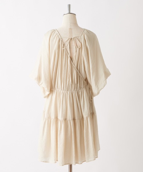 one after another NICE CLAUP（ワンアフターアナザーナイスクラップ）の「３Wayティアードチュニック（チュニック・レディース・ベージュ/オフホワイト/チェック/コーラル・FREE）」の12枚目の写真