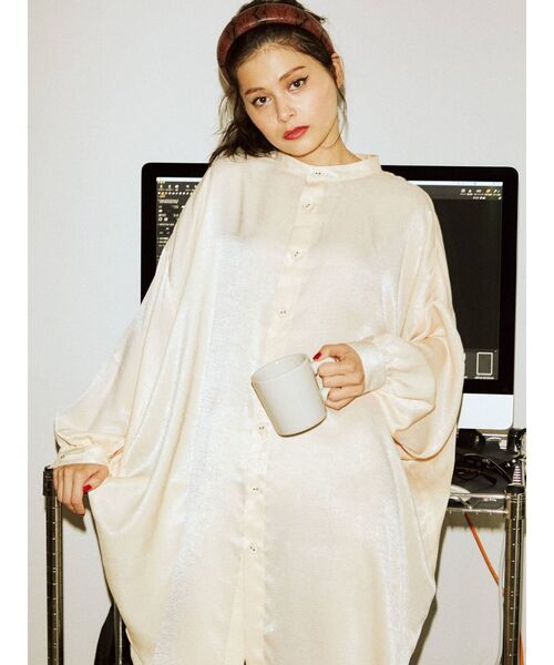 jouetie（ジュエティ）の「ノーカラービッグシャツ（シャツ/ブラウス・レディース・アイボリー/ブラック/グリーン/その他1・MEDIUM）」の8枚目の写真