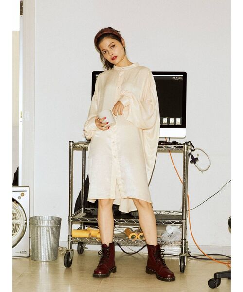 jouetie（ジュエティ）の「ノーカラービッグシャツ（シャツ/ブラウス・レディース・アイボリー/ブラック/グリーン/その他1・MEDIUM）」の10枚目の写真