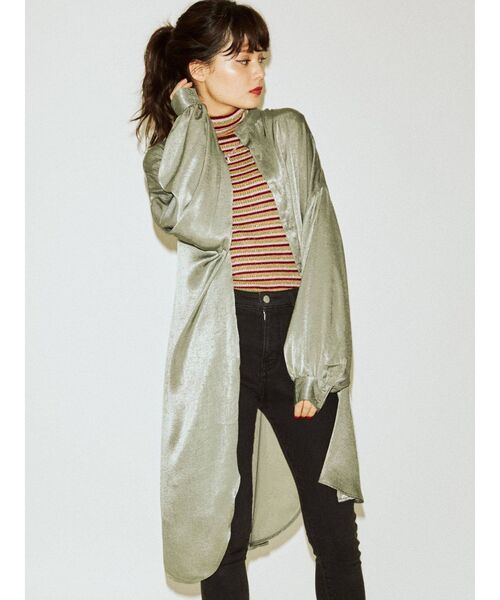 jouetie（ジュエティ）の「ノーカラービッグシャツ（シャツ/ブラウス・レディース・アイボリー/ブラック/グリーン/その他1・MEDIUM）」の6枚目の写真