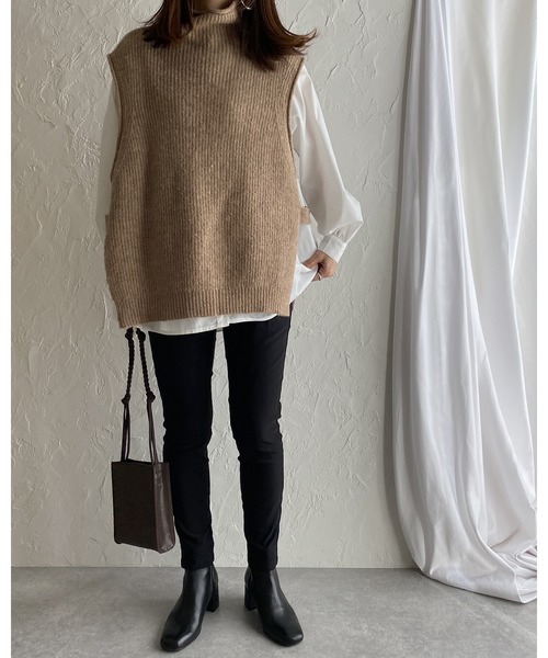 She's Closet(シーズクローゼット)の「裏起毛ウォームストレッチテーパードパンツ(その他パンツ・レディース・ブラック/ベージュ/カーキ・M/L/XL)」の21枚目の写真