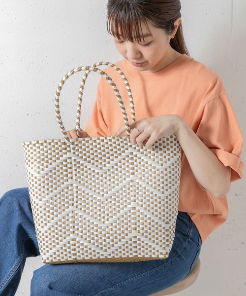 URBAN RESEARCH Sonny Label（アーバンリサーチサニーレーベル）の「メルカドバッグ（トートバッグ・レディース・ゴールド系その他/ブラック系その他/ホワイト/ブラック・ONE）」の7枚目の写真