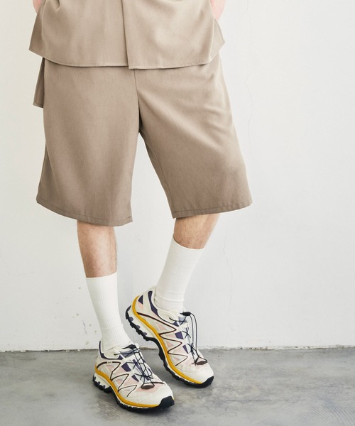 EMMA CLOTHES(エマクローズ)の「裾サイドロープ1タックワイドショーツ【EMMA CLOTHES/エマクローズ】(その他パンツ・メンズ・ブラック/ベージュ/ライラック/グレイッシュベージュ/キナリ・FREE)」の1枚目の写真
