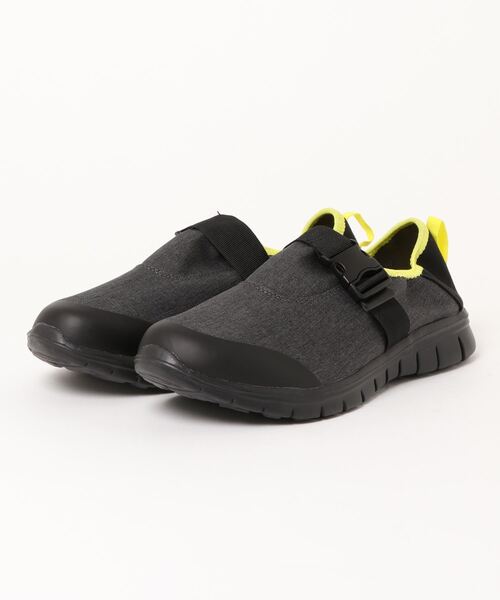TopIsm(トップイズム)の「軽量モックシューズ(保存袋付き)(スリッポン・メンズ・ベージュ/チャコール/ブラック・26/26.5/27/25.5)」の3枚目の写真