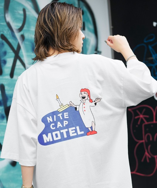 AMERICAN SHOP SIGN（アメリカンショップサイン）の「AMERICAN SHOP SIGN/アメリカンショップサイン 別注 オーバーサイズ プリント半袖カットソー（Tシャツ/カットソー・メンズ・チャコールグレー/ベージュ/オフホワイト/ホワイト系その他/グレー系その他/ベージュ系その他/ホワイト系その他2/ホワイト系その他3/グレー系その他2/グレー系その他3/ベージュ系その他2/ベージュ系その他3・M/L）」の5枚目の写真
