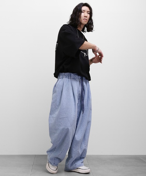 minsobi（ミンソビ）の「ビッグシルエットロングTシャツ（Tシャツ/カットソー・メンズ・ホワイト/ブラック・FREE）」の13枚目の写真