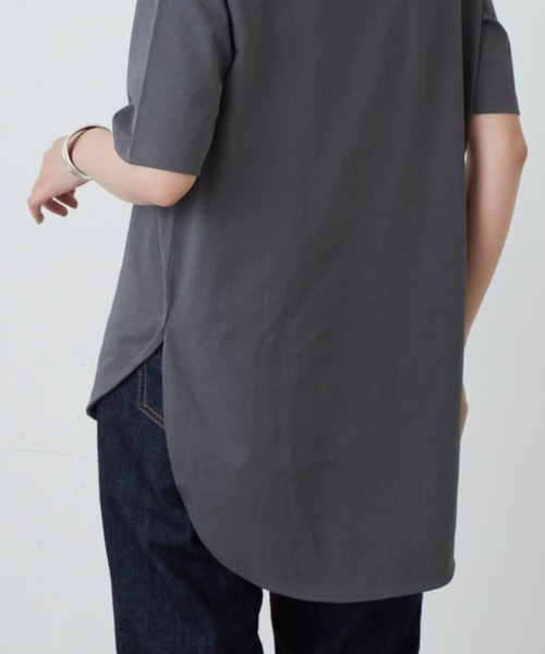 Aunt Marie's(アントマリーズ)の「裾ラウンドスリットビッグTシャツ/AUNT MARIE'S(Tシャツ/カットソー・レディース・ホワイト/チャコールグレー/ブラック・FREE)」の9枚目の写真