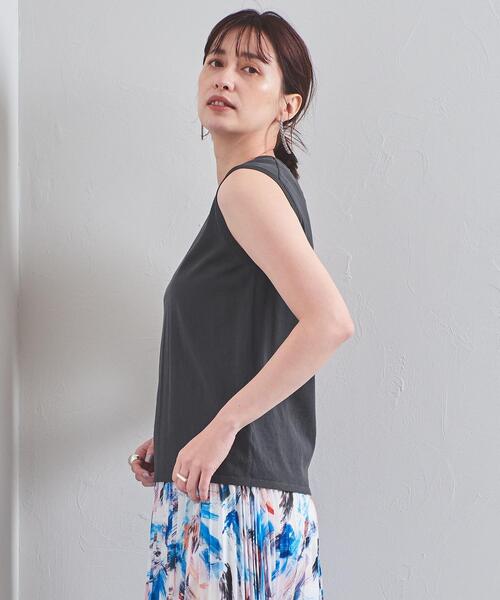 UNITED ARROWS（ユナイテッドアローズ）の「UBC ハイツイストコットン クルーネック ノースリーブニット◆（ニット/セーター・レディース・ホワイト/ダークグレー/ケリー/ブラック・FREE）」の6枚目の写真