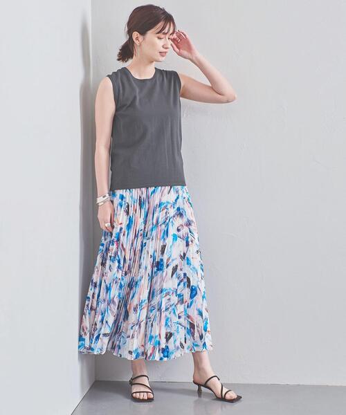 UNITED ARROWS（ユナイテッドアローズ）の「UBC ハイツイストコットン クルーネック ノースリーブニット◆（ニット/セーター・レディース・ホワイト/ダークグレー/ケリー/ブラック・FREE）」の8枚目の写真