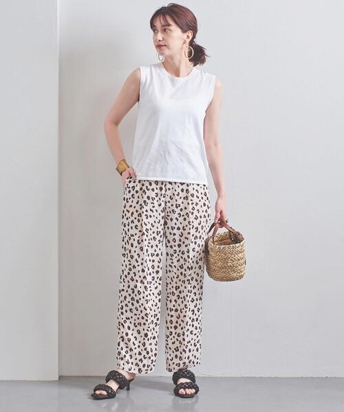 UNITED ARROWS（ユナイテッドアローズ）の「UBC ハイツイストコットン クルーネック ノースリーブニット◆（ニット/セーター・レディース・ホワイト/ダークグレー/ケリー/ブラック・FREE）」の10枚目の写真