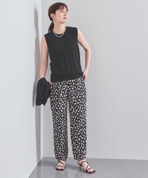 UNITED ARROWS（ユナイテッドアローズ）の「UBC ハイツイストコットン クルーネック ノースリーブニット◆（ニット/セーター・レディース・ホワイト/ダークグレー/ケリー/ブラック・FREE）」の12枚目の写真