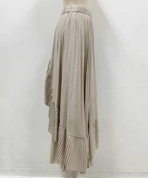 LUGIVA(ルギヴァ)の「ボイルプリーツ重ねスカート(スカート・レディース・ブラック/ベージュ/グリーン/ブラウン・M)」の10枚目の写真