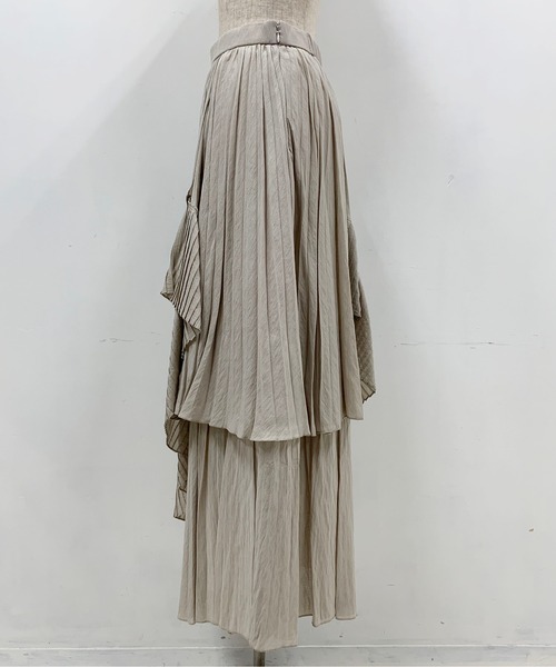 LUGIVA(ルギヴァ)の「ボイルプリーツ重ねスカート(スカート・レディース・ブラック/ベージュ/グリーン/ブラウン・M)」の11枚目の写真