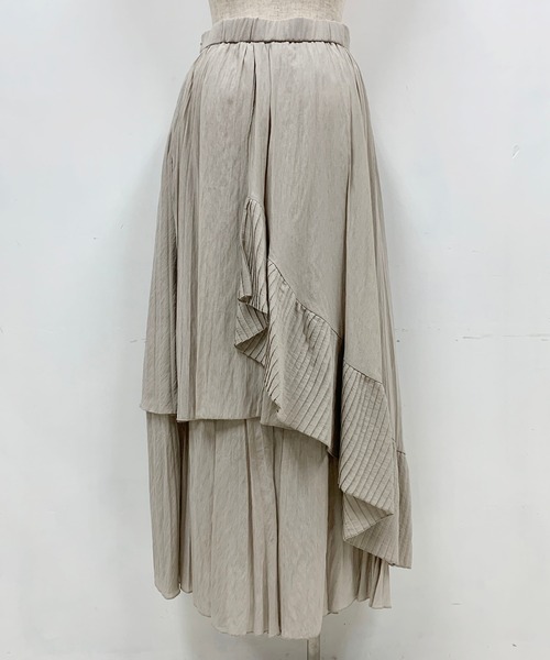 LUGIVA(ルギヴァ)の「ボイルプリーツ重ねスカート(スカート・レディース・ブラック/ベージュ/グリーン/ブラウン・M)」の12枚目の写真