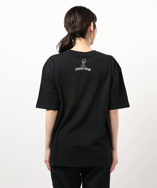 SEVENDAYS=SUNDAY（セブンデイズサンデイ）の「LOONEY TUNES TEE　＊◇（Tシャツ/カットソー・レディース・チャコールグレー/オフホワイト・S/M/L）」の8枚目の写真