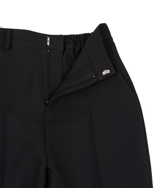 PUNYUS（プニュズ）の「センタープレスフレアパンツ（その他パンツ・レディース・グリーン/グレー/ブラック・1/2/3/4）」の8枚目の写真