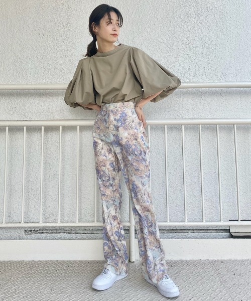 Kastane（カスタネ）の「BIGボリューム袖ブラウス（シャツ/ブラウス・レディース・オフホワイト/グリーン/グレイッシュベージュ・FREE）」の22枚目の写真