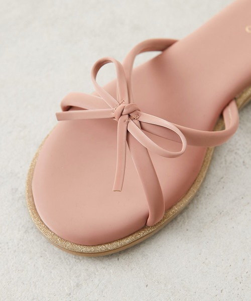 OLIVE des OLIVE（オリーブデオリーブ）の「【WEB限定カラー有】リボンチューブサンダル（サンダル・レディース・シルバー/ピンク/ダークベージュ/ベージュ・LARGE/SMALL/MEDIUM）」の14枚目の写真