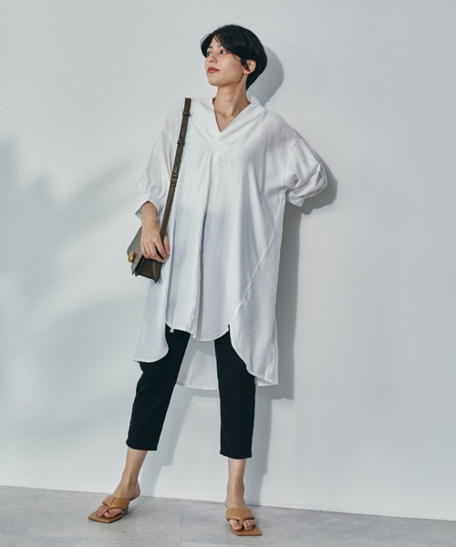 ECRIRE（エクリール）の「キーネックボリュームチュニック（チュニック・レディース・ブラック/オフホワイト/ピンク・フリー）」の12枚目の写真