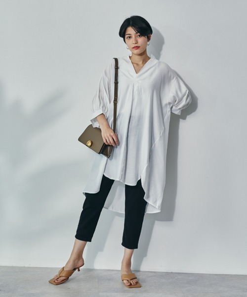 ECRIRE（エクリール）の「キーネックボリュームチュニック（チュニック・レディース・ブラック/オフホワイト/ピンク・フリー）」の13枚目の写真