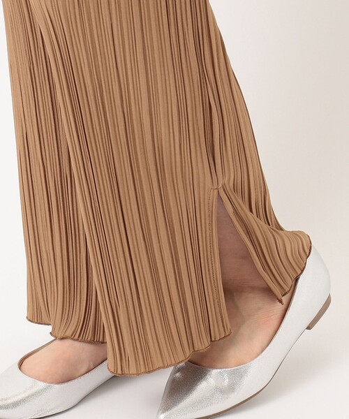 SHARE PARK（シェアパーク）の「【洗える】カットプリーツパンツ（その他パンツ・レディース・ブラック系/ライトグレー系/黄土色系・1）」の6枚目の写真