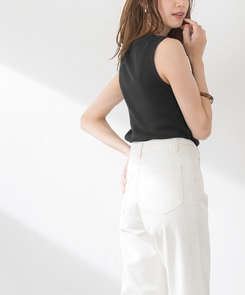 Pierrot（ピエロ）の「ウォッシャブルノースリーブリブニット（ニット/セーター・レディース・アイボリー/ブラック/グレイッシュベージュ/グリーン/ライトパープル/オレンジ・M/L）」の15枚目の写真