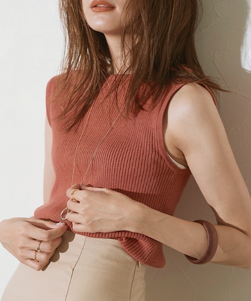 Pierrot（ピエロ）の「ウォッシャブルノースリーブリブニット（ニット/セーター・レディース・アイボリー/ブラック/グレイッシュベージュ/グリーン/ライトパープル/オレンジ・M/L）」の7枚目の写真