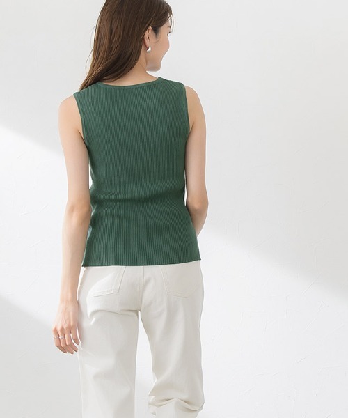 Pierrot（ピエロ）の「ウォッシャブルノースリーブリブニット（ニット/セーター・レディース・アイボリー/ブラック/グレイッシュベージュ/グリーン/ライトパープル/オレンジ・M/L）」の10枚目の写真